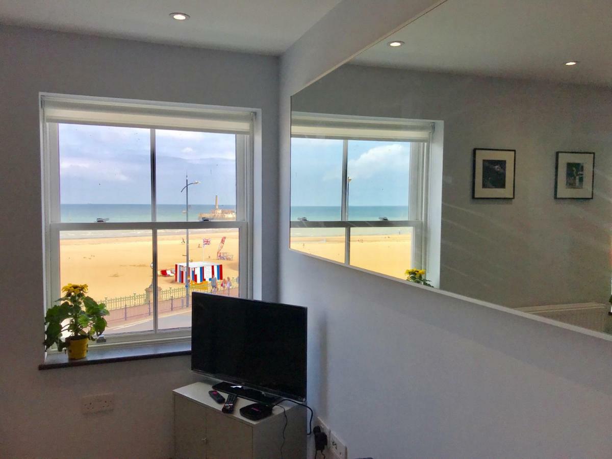 The Sunset Apartment - Margate Beach - By Goldex Coastal Breaks Экстерьер фото